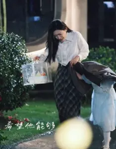 《婚色已晚》：当爱情褪色，婚姻何去何从？情感深度解析