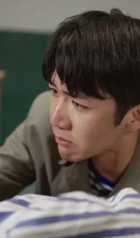 《重回1998：缔造商业帝国》：草根崛起，逆袭人生的商业史诗，燃爆你的创业梦！