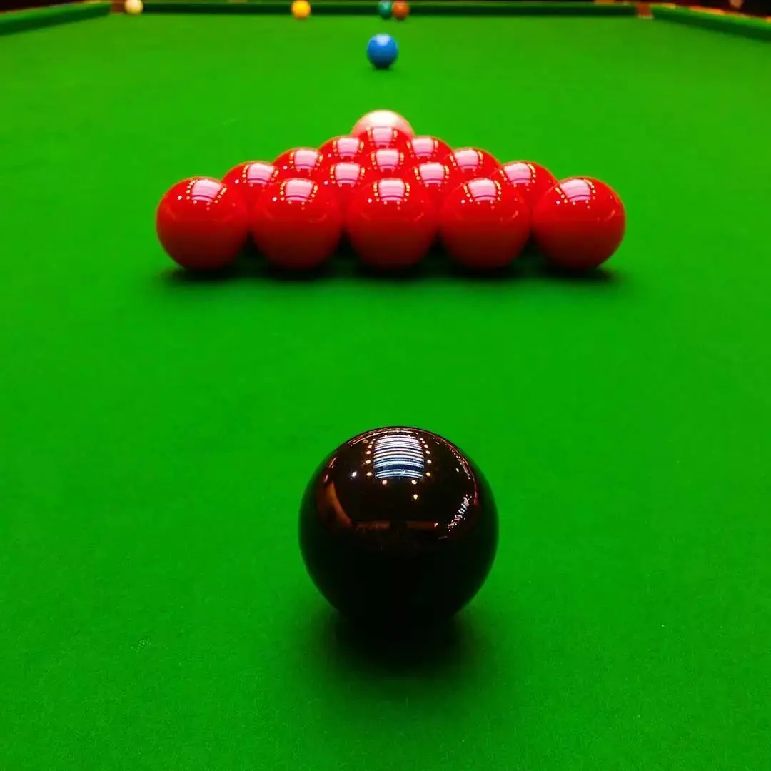 2023斯诺克英锦赛资格赛：本·沃拉斯顿与瑞安·埃文斯巅峰对决，谁能问鼎荣耀？